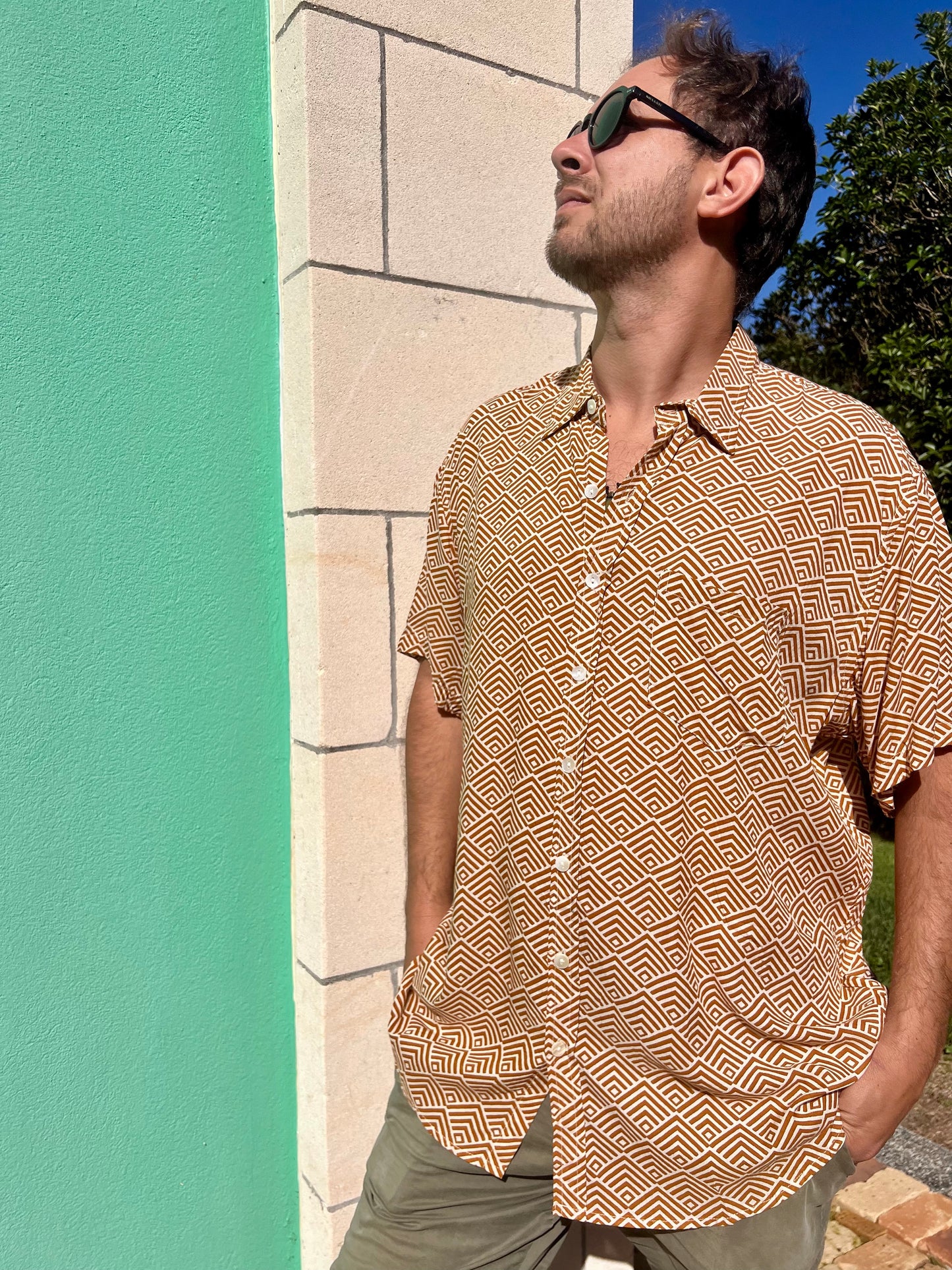 SAIRA Short Sleeve Desert Grid