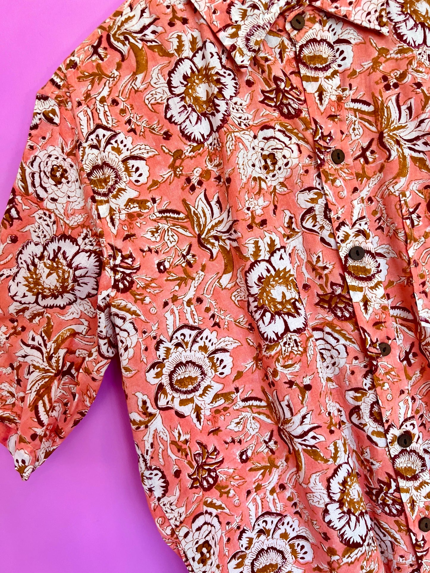 SAIRA Short Sleeve Shirt Peach Floral