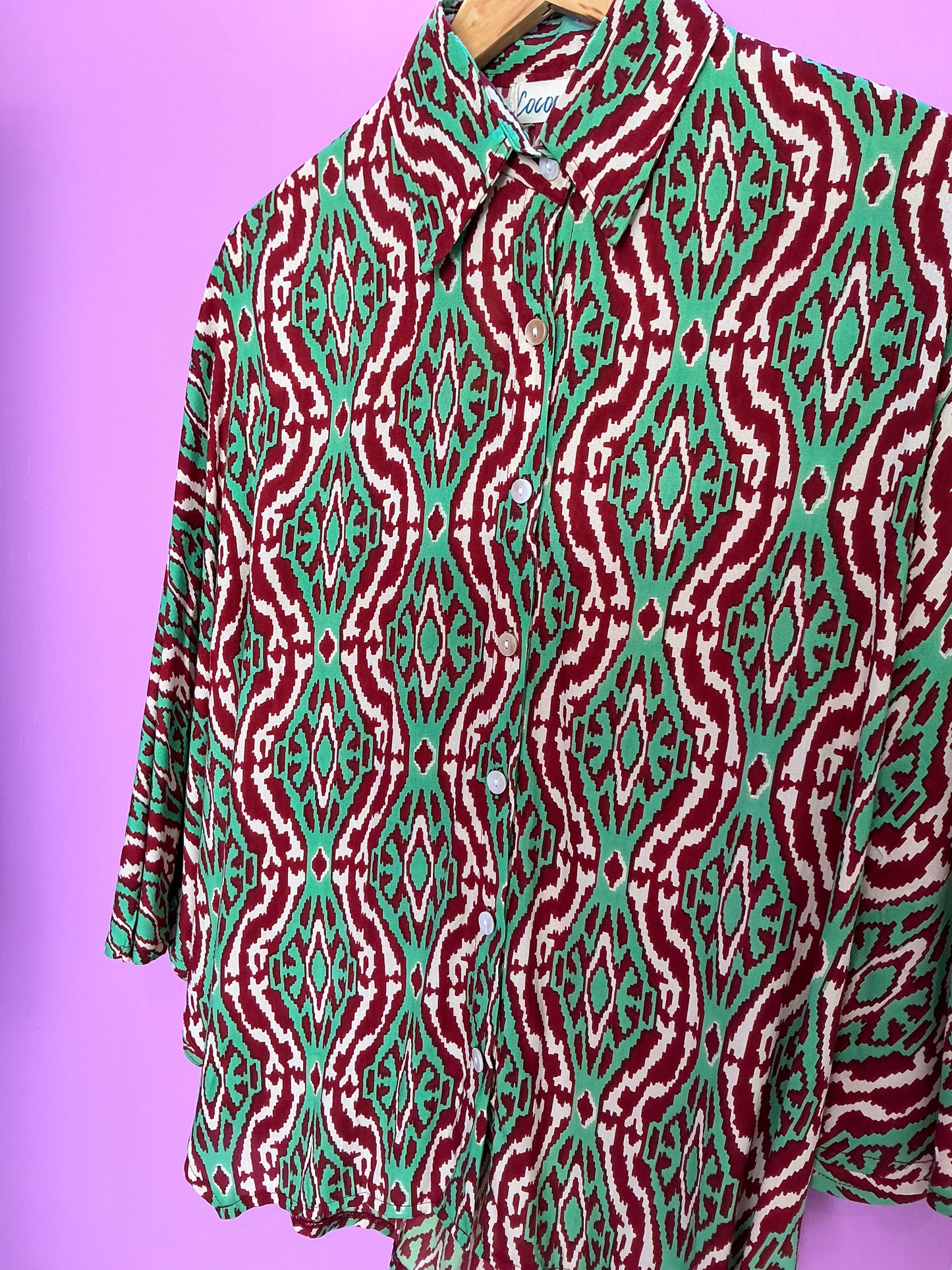 MONIKA Shirt Green and Red Ikat