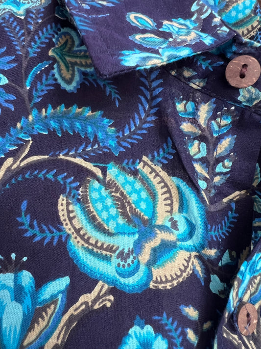 SAIRA Short Sleeve Blue Floral
