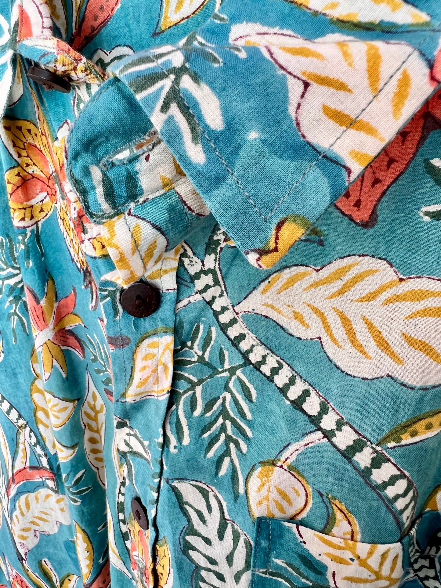 PADMA Short Sleeve Turquoise Tropic