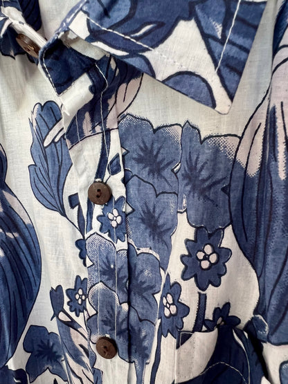 PADMA Short Sleeve White and Blue Floral
