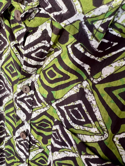 SAIRA Short Sleeve Tribal Diamond