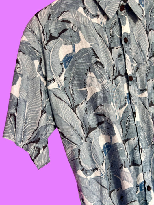 PADMA Short Sleeve Grey Palms