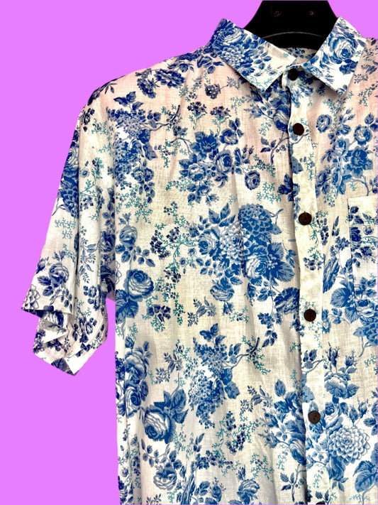 PADMA Short Sleeve Blue Roses