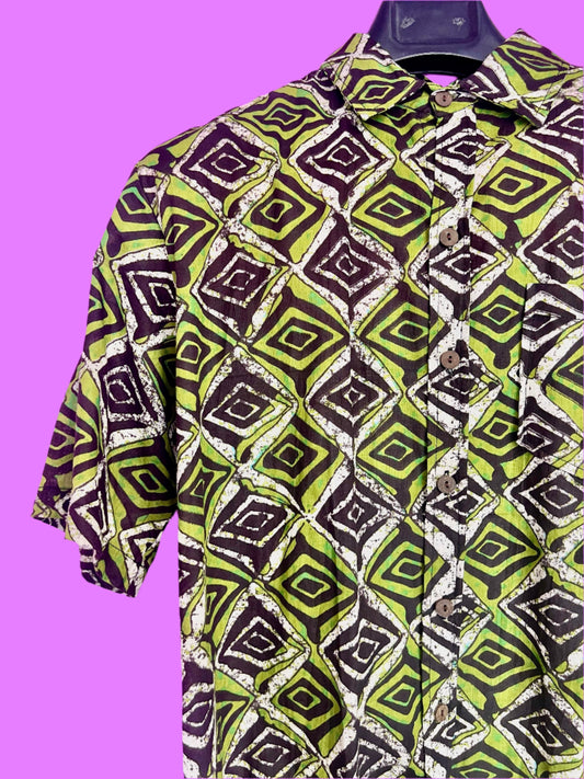 SAIRA Short Sleeve Tribal Diamond